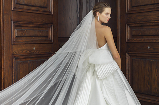 衣装試着予約受付