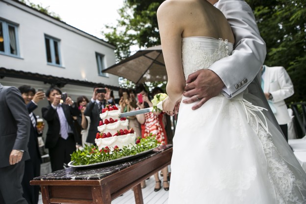 ウエディングケーキ入刀｜ブランシュメゾン