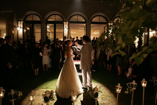 ファーストバイト｜ガーデンウエディング