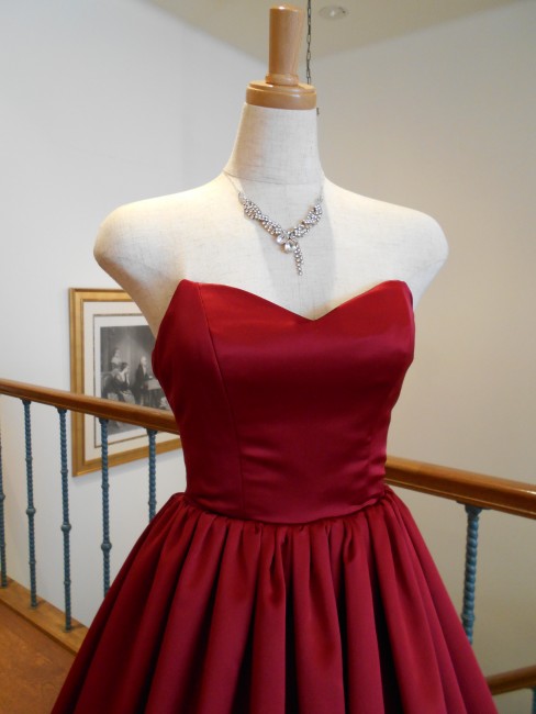 グランマニエのカラードレス｜赤ドレス