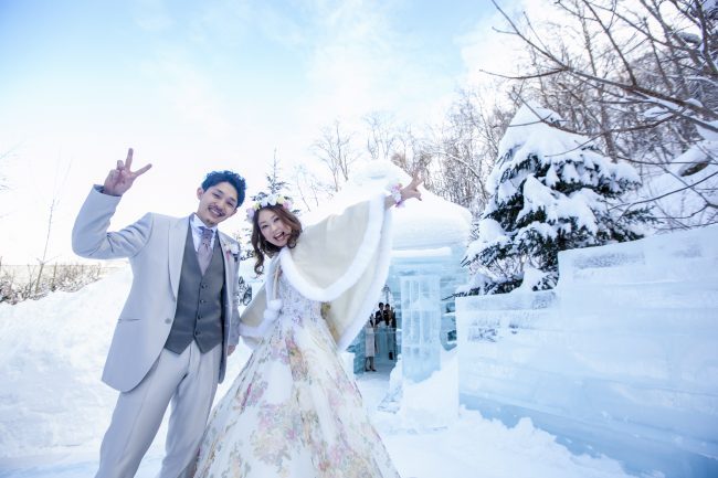 冬の結婚式におすすめのコーディネート ケープを使ったウィンターウエディング グランマニエ東京銀座 札幌