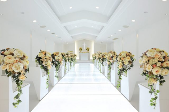 センチュリーロイヤルホテルの結婚式でドレスを探す｜グランマニエ銀座・札幌の提携会場