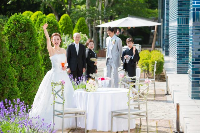 札幌パークホテルの結婚式でドレスをお探しのお客様｜グランマニエ銀座・札幌の提携会場