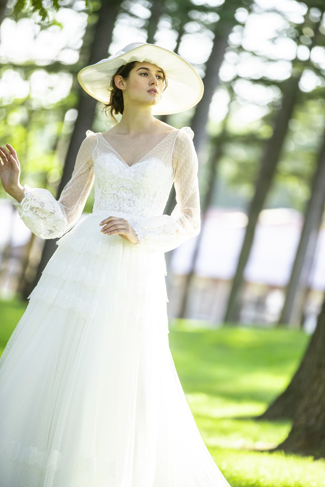 Victoria F. | VENERE | granmanie | wedding dress | 2way | long sleeve